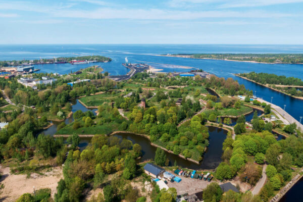 Military Heritage Tour from Riga – Fortresses, WWI Battlefields & Christmas Battles