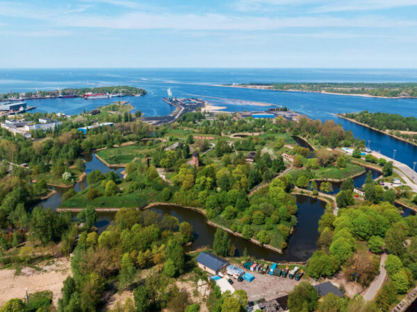 Military Heritage Tour from Riga – Fortresses, WWI Battlefields & Christmas Battles