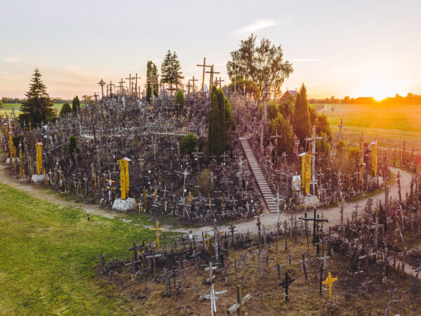 Transfer Vilnius to Riga (Hill of Crosses and Rundāle Palace)